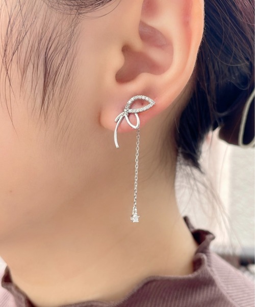 ciite'(シーテ)の「フラワーチェーン ドロップバックキャッチ ピアス (両耳用)(ピアス(両耳用)・レディース・シルバー/ゴールド・FREE)」の3枚目の写真