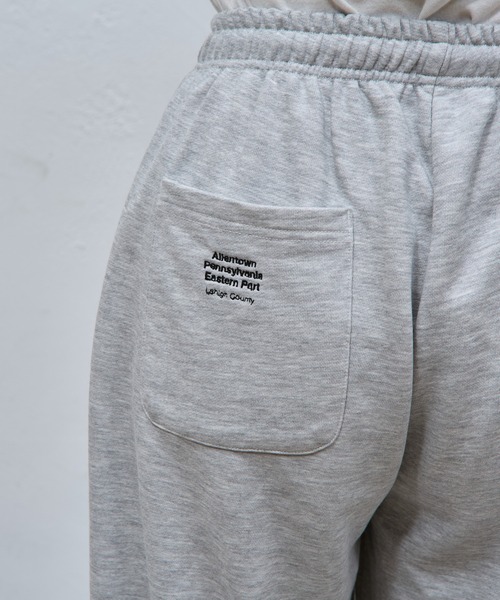 COLONY 2139（コロニートゥーワンスリーナイン）の「ポケット刺繍