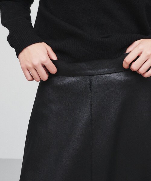 【セール】【手洗い可】レザーライクフレアロングスカート（スカート）｜cloenc（クロエンス）