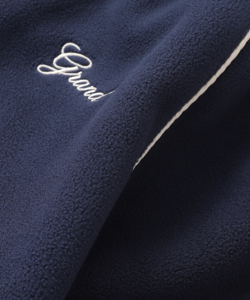 UMBRO（アンブロ）の「【GRAND COLLECTION × UMBRO】MICRO FLEECE QUARTER ZIP（スウェット・メンズ・ブラック/ネイビー・MEDIUM/LARGE）」の11枚目の写真