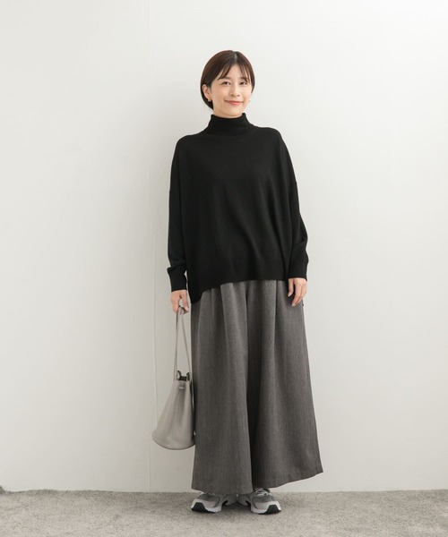 URBAN RESEARCH DOORS（アーバンリサーチドアーズ）の「メランジヘリンボーンギャザーワイドパンツ（その他パンツ・レディース・チャコールグレー/ベージュ・MEDIUM）」の16枚目の写真