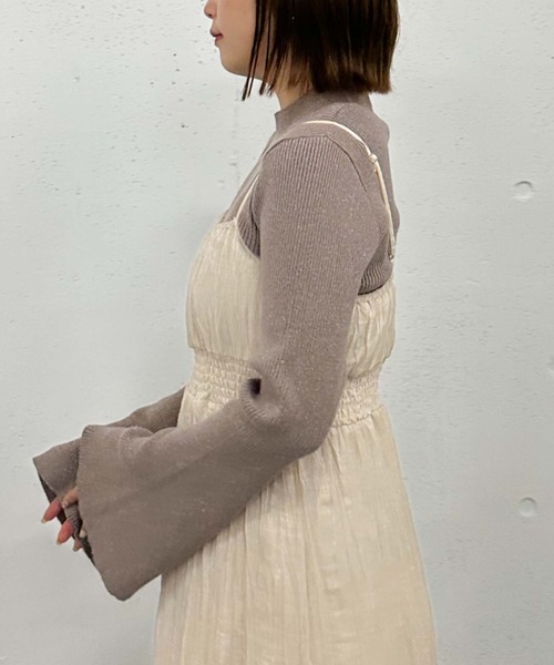archives（アルシーヴ）の「ラメリブフレアスリーブニット（ニット/セーター・レディース・グレー/アイボリー/ブラック/ピンクベージュ・MEDIUM）」の13枚目の写真