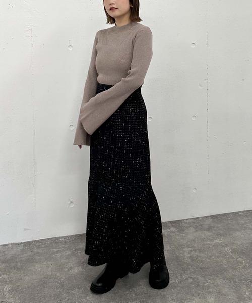 archives（アルシーヴ）の「ラメリブフレアスリーブニット（ニット/セーター・レディース・グレー/アイボリー/ブラック/ピンクベージュ・MEDIUM）」の9枚目の写真