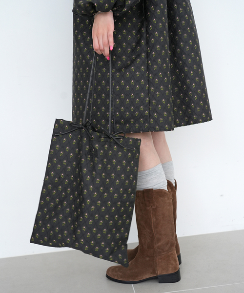 SLOBE citron.(スローブシトロン)の「《WEB限定》SLOBE citron.フラワージャガードトートバッグ(トートバッグ・レディース・ブラック・FREE)」の1枚目の写真