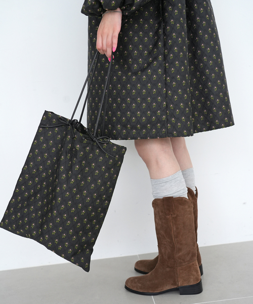 SLOBE citron.(スローブシトロン)の「《WEB限定》SLOBE citron.フラワージャガードトートバッグ(トートバッグ・レディース・ブラック・FREE)」の3枚目の写真