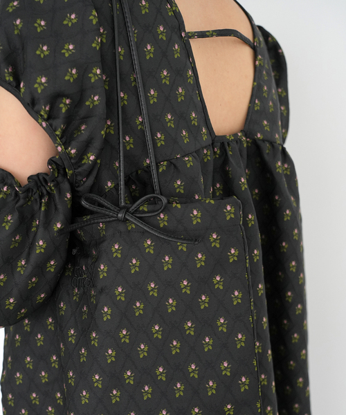 SLOBE citron.(スローブシトロン)の「《WEB限定》SLOBE citron.フラワージャガードトートバッグ(トートバッグ・レディース・ブラック・FREE)」の5枚目の写真
