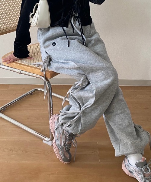 nemne store（ネンネストア）の「【Seoup】リボン裏起毛スウェットパンツ（スウェットパンツ・レディース・グレー系/オートミール/ブラック系・SMALL/MEDIUM）」の12枚目の写真