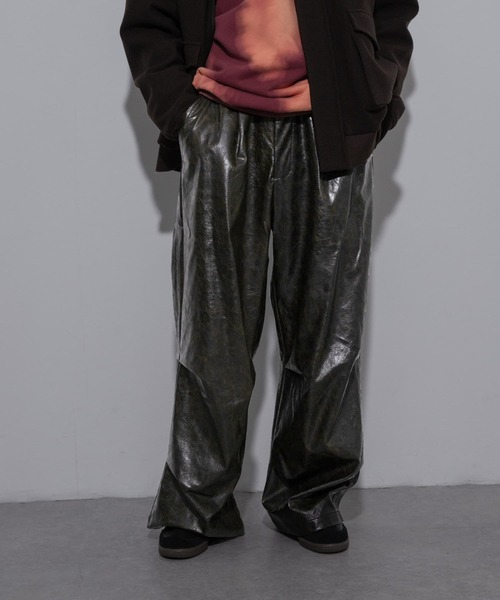 SENSE OF PLACE by URBAN RESEARCH（センスオブプレイスバイアーバンリサーチ）の「FLタックワイドパンツ（その他パンツ・メンズ・ブラック/ブラック系その他・MEDIUM/LARGE）」の8枚目の写真