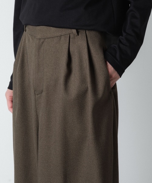 ato（アトウ）の「LANATEC WIDE PANTS（その他パンツ・メンズ・ブラック/カーキ・44/46/48）」の8枚目の写真