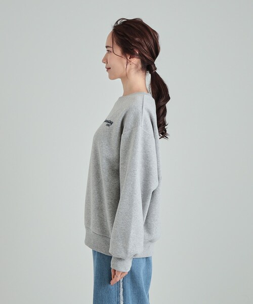 Cutie Blonde（キューティーブロンド）の「◆【洗える/S-LL/SHOO WARM】あったか裏起毛 刺繍アソートスウェット（スウェット・レディース・チャコール/ライトグレー系1/グレー系・04/03/02/01）」の18枚目の写真