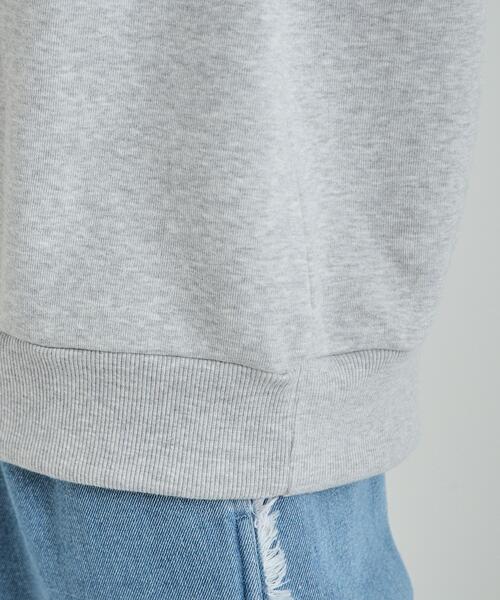 Cutie Blonde（キューティーブロンド）の「◆【洗える/S-LL/SHOO WARM】あったか裏起毛 刺繍アソートスウェット（スウェット・レディース・チャコール/ライトグレー系1/グレー系・04/03/02/01）」の22枚目の写真