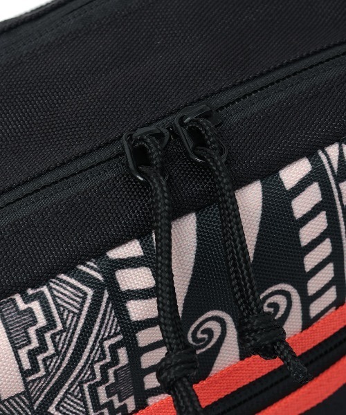 チチカカ(チチカカ)の「セパレートショルダーバッグ(トートバッグ・レディース・レッド/ダークグリーン/ブラック・FREE)」の17枚目の写真