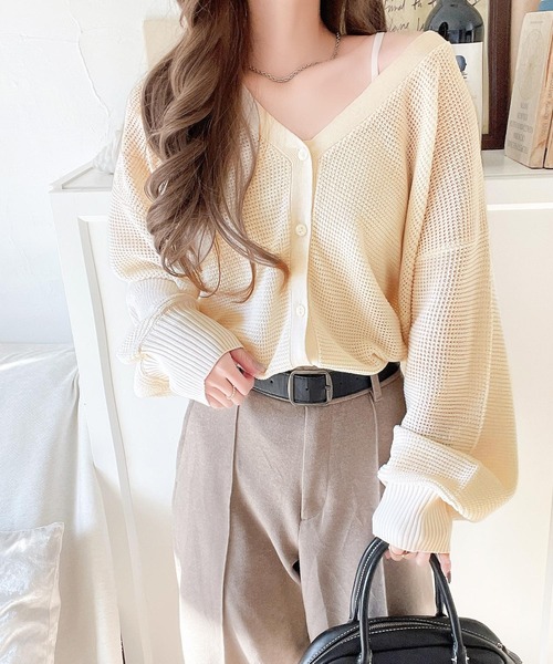 classicalelf（クラシカルエルフ）の「リラクシーで上品。ワッフルニットVネックカーディガン（ドルマンスリーブ）（カーディガン/ボレロ・レディース・ブルー/アイボリー/ブラック・LARGE/MEDIUM/SMALL/X-LARGE）」の13枚目の写真