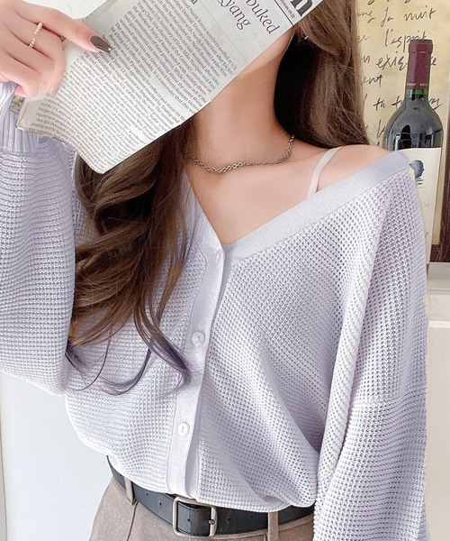 classicalelf（クラシカルエルフ）の「リラクシーで上品。ワッフルニットVネックカーディガン（ドルマンスリーブ）（カーディガン/ボレロ・レディース・ブルー/アイボリー/ブラック・LARGE/MEDIUM/SMALL/X-LARGE）」の6枚目の写真