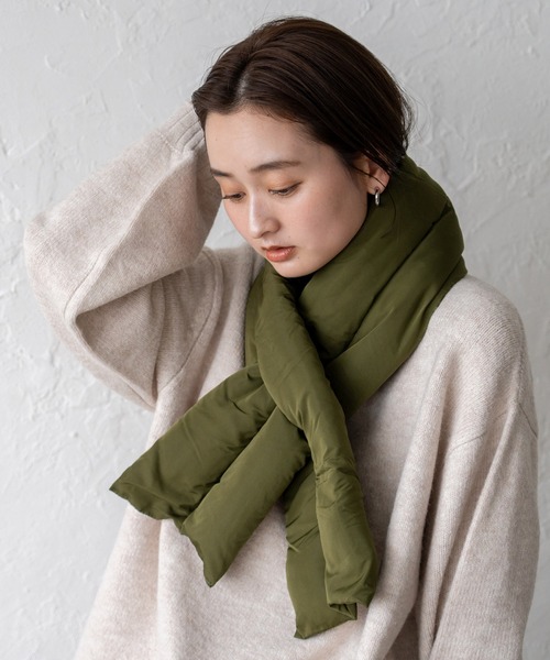 VitaFelice（ヴィータフェリーチェ）の「ボリュームナイロンマフラー（マフラー・レディース・ベージュ/カーキ/ブラック・FREE）」の5枚目の写真