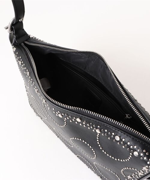 Desigual(デシグアル)の「スタッズ付きクロスボディバッグ(ボディバッグ/ウエストポーチ・レディース・ブラック・FREE)」の4枚目の写真