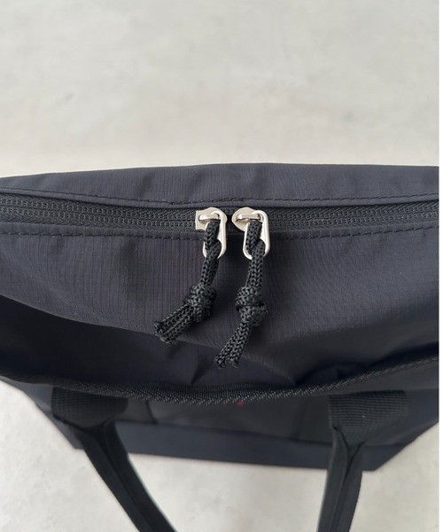 POLOCHAMPS(ポロチャンプス)の「POLOCHAMPS(ポロチャンプス)/2WAY 軽量 ワンポイント刺繍 ショルダーバッグ 手提げ ミニトートバッグ(トートバッグ・レディース・ネイビー/ベージュ/ブラック/アイボリー・FREE)」の10枚目の写真