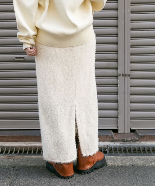 KBF（ケイビーエフ）の「ラメフェザースカート（スカート・レディース・アイボリー/ブラック/ブルー・ONE）」の12枚目の写真