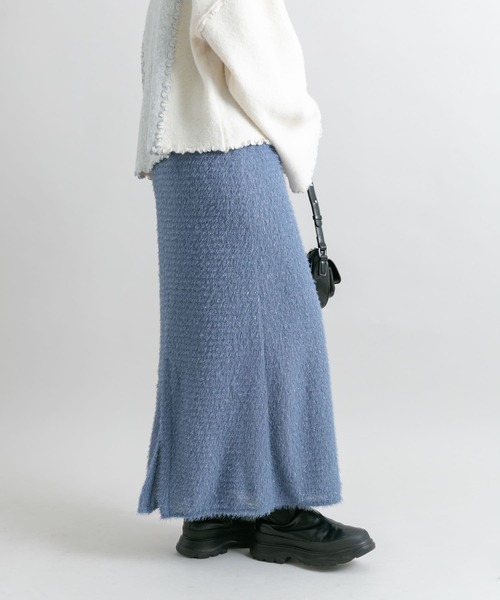 KBF（ケイビーエフ）の「ラメフェザースカート（スカート・レディース・アイボリー/ブラック/ブルー・ONE）」の16枚目の写真