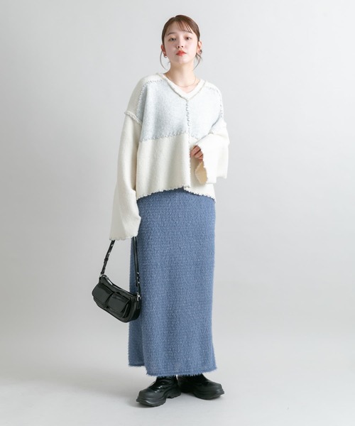 KBF（ケイビーエフ）の「ラメフェザースカート（スカート・レディース・アイボリー/ブラック/ブルー・ONE）」の18枚目の写真