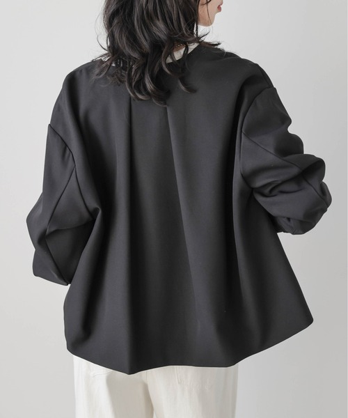 【美品】イシューシングス　ノーカラージャケット　パッカリング加工　オーバーサイズ 美品】イシューシングス ノーカラージャケット パッカリング加工