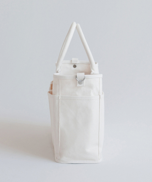 VegieBAG(ベジバッグ)の「【VegieBAG/ベジバッグ】LARGE / キャンバストートバッグ / 大容量(A4収納可能)【WEB限定】(トートバッグ・レディース・ブラック/アイボリー・フリー)」の9枚目の写真