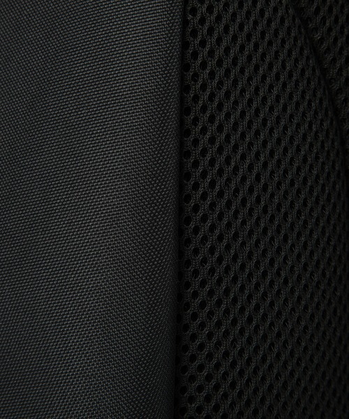 Champion（チャンピオン）の「リュックサック スーシテイ A4サイズ収納 14inch収納 27L 63961（バックパック/リュック・メンズ・ブラック×ホワイト/ベージュ×ブラック/ブラック×パープル/ブラック×グリーン・FREE）」の19枚目の写真