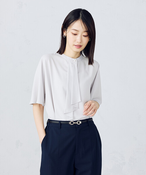 COMME CA ISM（コムサイズム）の「ボウタイ風 半袖ブラウス（シャツ/ブラウス・レディース・グレー/ネイビー/ホワイト・MEDIUM/LARGE）」の22枚目の写真