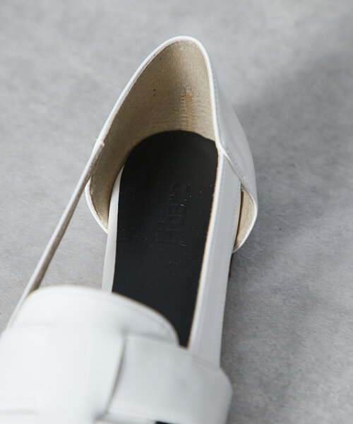 un dix cors(アンディコール)の「libero/エナメルグルカサンダル(サンダル・レディース・ホワイト/ブラック・S/M/L)」の12枚目の写真