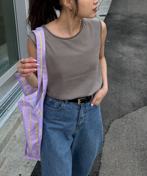 CIAOPANIC TYPY（チャオパニックティピー）の「【販売枚数13万枚突破!!】＜抗菌防臭＞2WAY配色タンクトップ（タンクトップ・レディース・イエロー/ピンク/オリーブ/オレンジ/サックスブルー/グレー系その他/キャメル/ホワイト/チャコールグレー/ブラック/グリーン/ブルー/ブラウン/レッド/ローズ/ブルー系その他/ベージュ/ブラウン系その他2・ONE SIZE）」の8枚目の写真