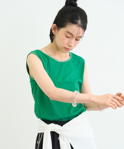 CIAOPANIC TYPY(チャオパニックティピー)の「【∴累計13万枚/21色/抗菌防臭】前後2WAY配色タンクトップ(タンクトップ・レディース・イエロー/ピンク/オリーブ/オレンジ/サックスブルー/グレー系その他/キャメル/ホワイト/チャコールグレー/ブラック/グリーン/ブルー/ブラウン/レッド/ローズ/ブルー系その他/ベージュ/ブラウン系その他2/ブルー系その他2/オレンジ系その他/レッド系その他/ネイビー/イエロー系その他・ONE SIZE)」の10枚目の写真