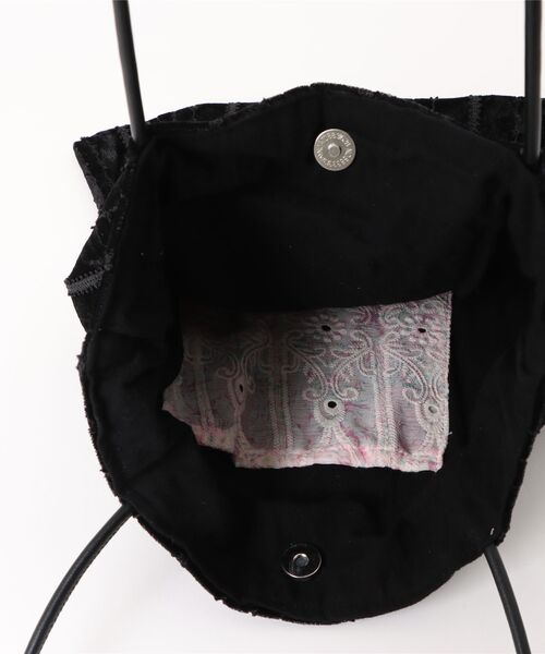 VIBGYOR(ヴィブジョー)の「Liaa/ベロア レース 刺繍 トートバッグ A18553(トートバッグ・レディース・その他4/その他1/その他2/その他3/その他8/その他10/その他6/その他7/その他9・FREE)」の18枚目の写真