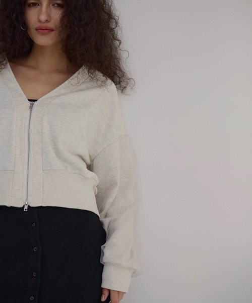 MIELI INVARIANT（ミエリインヴァリアント）の「Sweat Layer Zip Cardigan（カーディガン/ボレロ・レディース・ベージュ系その他/ブラック・FREE）」の14枚目の写真