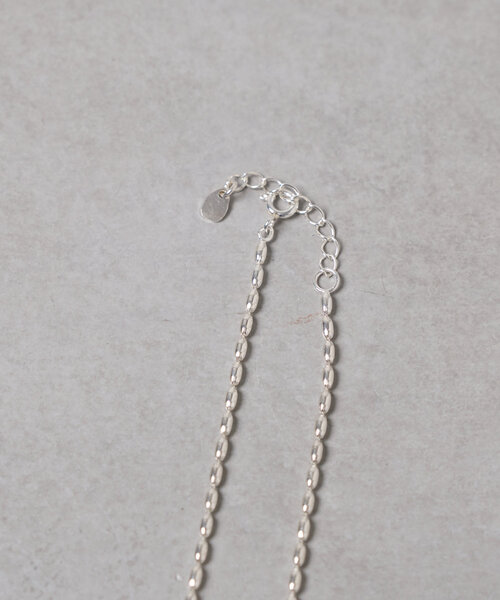 BEARDSLEY（ビアズリー）の「イニシャルネックレス(A)（ネックレス・レディース・シルバー・FREE）」の3枚目の写真