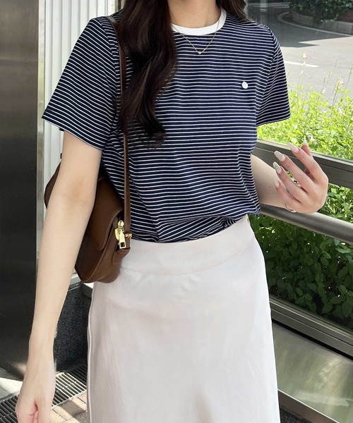 nelliy.（ネルリー）の「プレート付ボーダー配色リンガーＴシャツ（Tシャツ/カットソー・レディース・ネイビー/ベージュ/ブラック・LARGE/MEDIUM）」の7枚目の写真