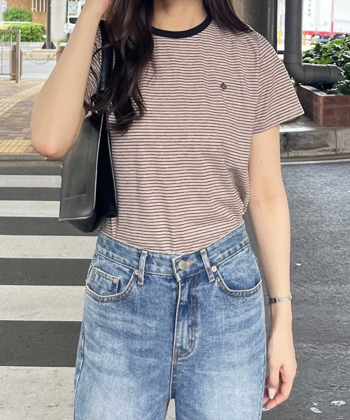 nelliy.（ネルリー）の「プレート付ボーダー配色リンガーＴシャツ（Tシャツ/カットソー・レディース・ネイビー/ベージュ/ブラック・LARGE/MEDIUM）」の12枚目の写真