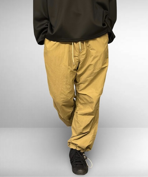 Burner(バーナー)の「パラシュートミリタリーパンツ(その他パンツ・メンズ・ブラック/チャコールグレー/ベージュ/イエロー/ダークベージュ/カーキオリーブ/グレイッシュブルー・マルチサイズ)」の4枚目の写真