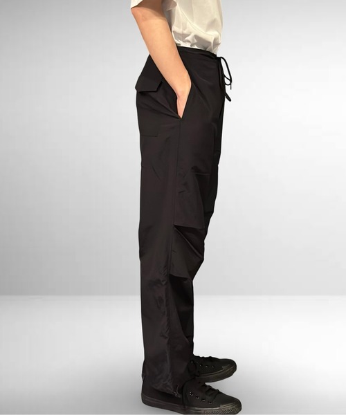 Burner(バーナー)の「パラシュートミリタリーパンツ(その他パンツ・メンズ・ブラック/チャコールグレー/ベージュ/イエロー/ダークベージュ/カーキオリーブ/グレイッシュブルー・マルチサイズ)」の14枚目の写真