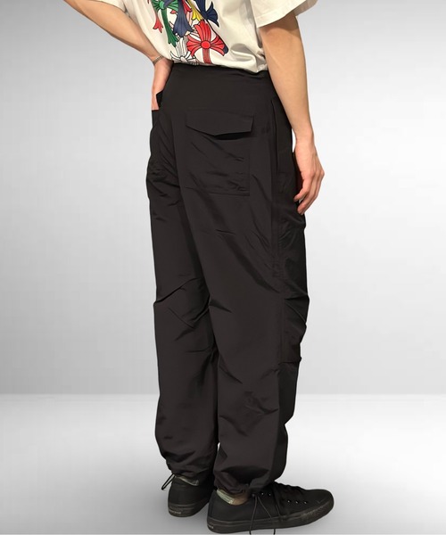 Burner(バーナー)の「パラシュートミリタリーパンツ(その他パンツ・メンズ・ブラック/チャコールグレー/ベージュ/イエロー/ダークベージュ/カーキオリーブ/グレイッシュブルー・マルチサイズ)」の16枚目の写真
