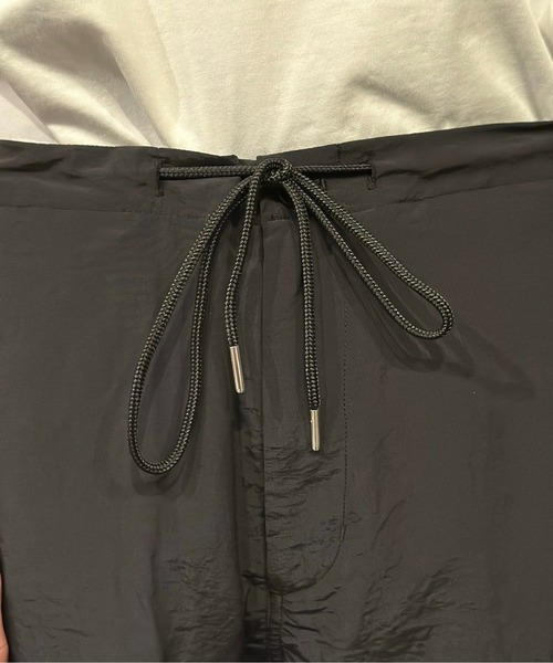 Burner(バーナー)の「パラシュートミリタリーパンツ(その他パンツ・メンズ・ブラック/チャコールグレー/ベージュ/イエロー/ダークベージュ/カーキオリーブ/グレイッシュブルー・マルチサイズ)」の19枚目の写真