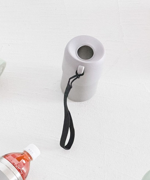 LAKOLE（ラコレ）の「＜累計販売40万本!!＞【保冷保温】ペットボトルホルダー5S[取扱店舗限定] /286292（水筒・レディース・グレー/オレンジ/ライトグリーン/ブラック/アイボリー・FREE）」の6枚目の写真