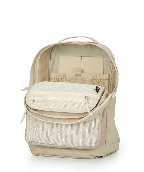 GREGORY（グレゴリー）の「キャンパスデイM CAMPUS DAY M サンドベージュ（バックパック/リュック・メンズ・サンドベージュ・ONE SIZE）」の5枚目の写真