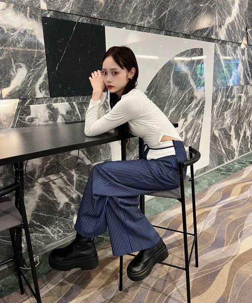 SOLA(ソラ)の「ウエスト折り返しストライプパンツ/Waist Folded Stripe Pants(その他パンツ・レディース・グレー/ブルー・SMALL/MEDIUM)」の8枚目の写真
