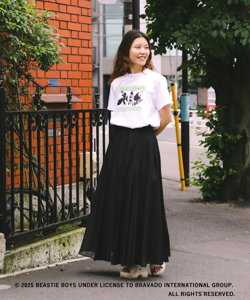 Ray BEAMS（レイビームス）の「【別注】GOOD ROCK SPEED / MUSIC Tシャツ（Tシャツ/カットソー・レディース・ブラック/ホワイト/ブラック系その他4/サックスブルー・ONE SIZE）」の5枚目の写真