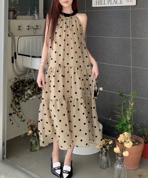 FREE STYLISTS(フリー スタイリスト)の「YUGA_YGMC Halter neck polka dot dress(ワンピース・レディース・ベージュ・FREE)」の19枚目の写真