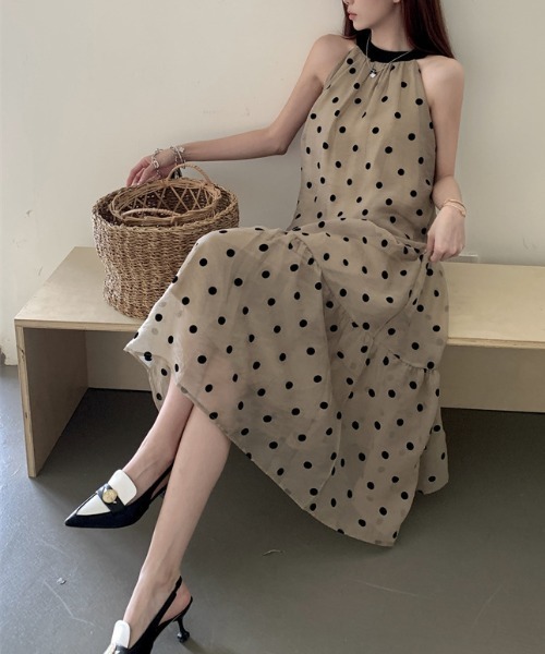 FREE STYLISTS(フリー スタイリスト)の「YUGA_YGMC Halter neck polka dot dress(ワンピース・レディース・ベージュ・FREE)」の18枚目の写真