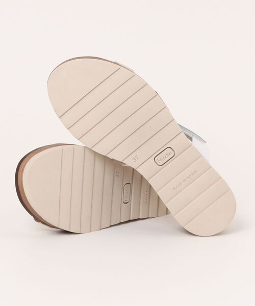 inter-chaussures(インターショシュール)の「【Marila】カラーコンビウエッジヒールサンダル(E52112)(サンダル・レディース・ホワイト/ベージュ・36/38/39/37/35)」の4枚目の写真