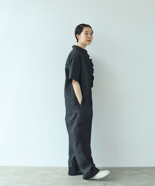 PAR ICI（パーリッシィ）の「【WEB別注】タイプライター フリルオールインワン（つなぎ/オールインワン・レディース・ブラック・FREE）」の6枚目の写真