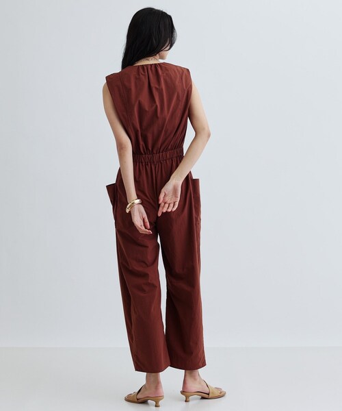 GALLEST（ギャレスト）の「Vネックオーバーオール（サロペット/オーバーオール・レディース・ダークブラウン/ブラック・36/38）」の4枚目の写真