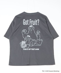 【FRUIT OF THE LOOM/フルーツオブザルーム】ESAME STREET× FRUIT OF THE LOOM Illust T-Shirt E